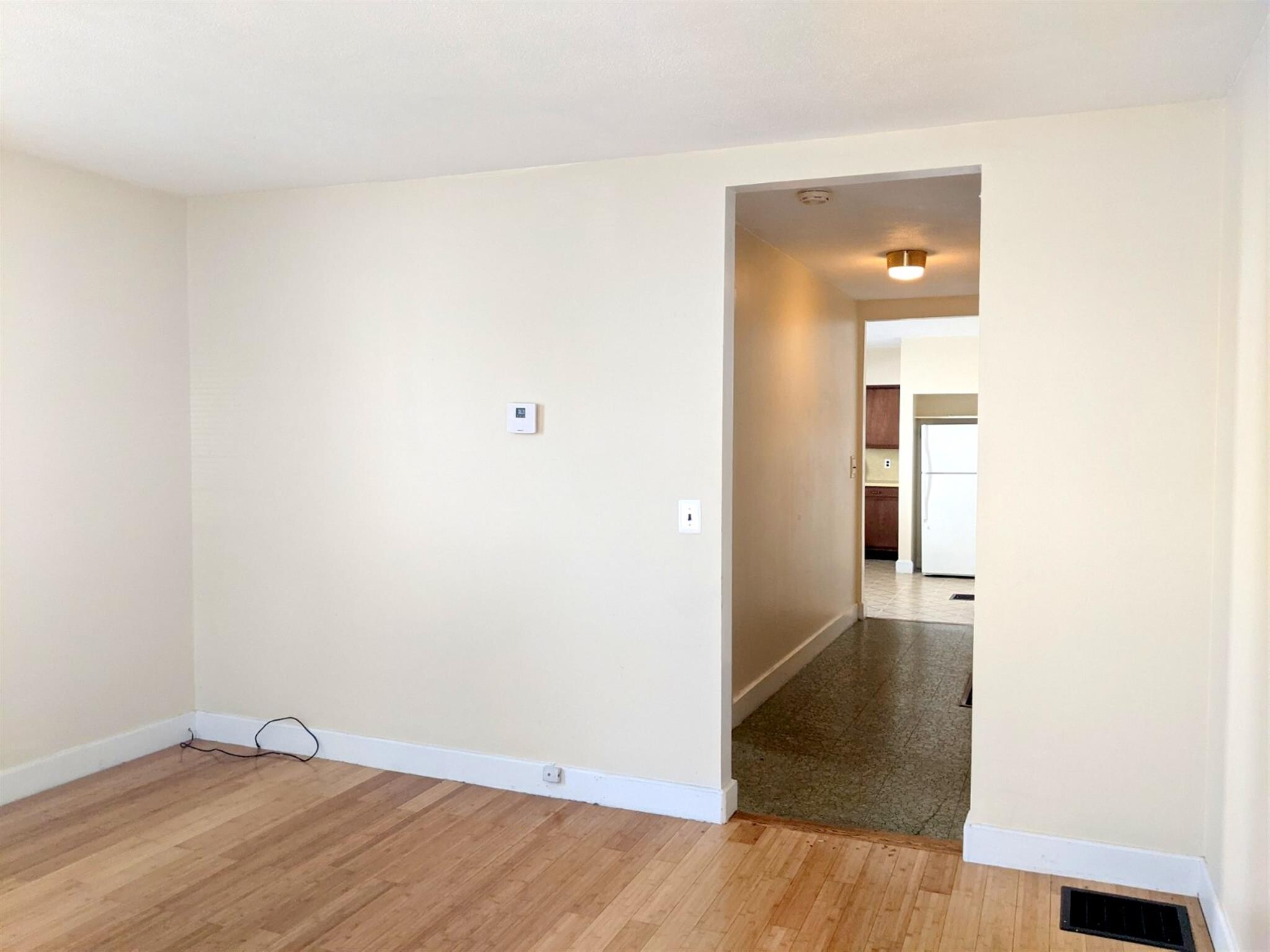 Building Photo - 1102 Broadway