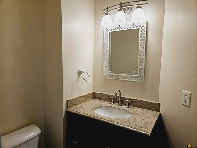 Building Photo - 3598 Bent Trail Dr