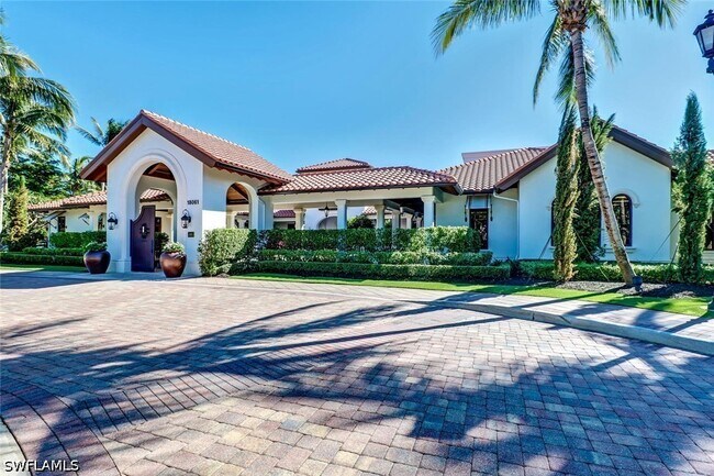 Building Photo - 10000 Isola Way