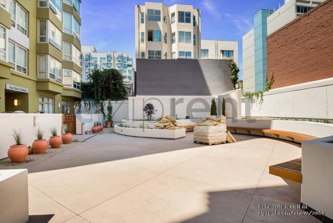 Building Photo - 750 Van Ness Ave