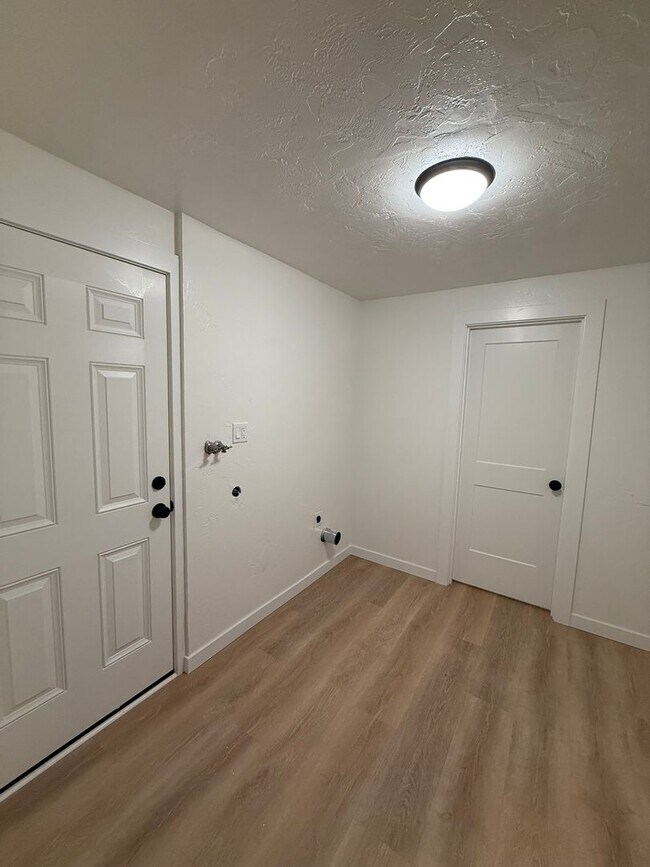 Building Photo - 4012so