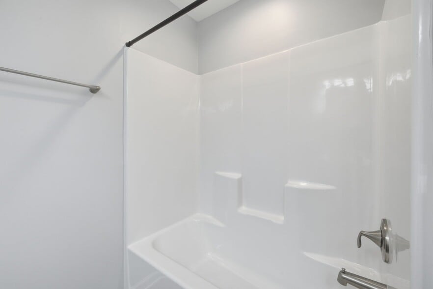 Building Photo - 117 Wellons Creek Dr