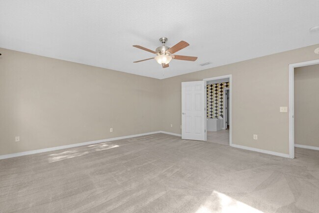 Building Photo - Pet Friendly Home Available Now!