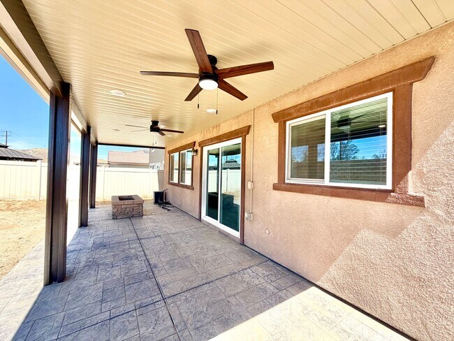 Building Photo - Modern 4 Bedroom 3 Bathroom Living with INCLUDED Solar & Entertainer’s Backyard