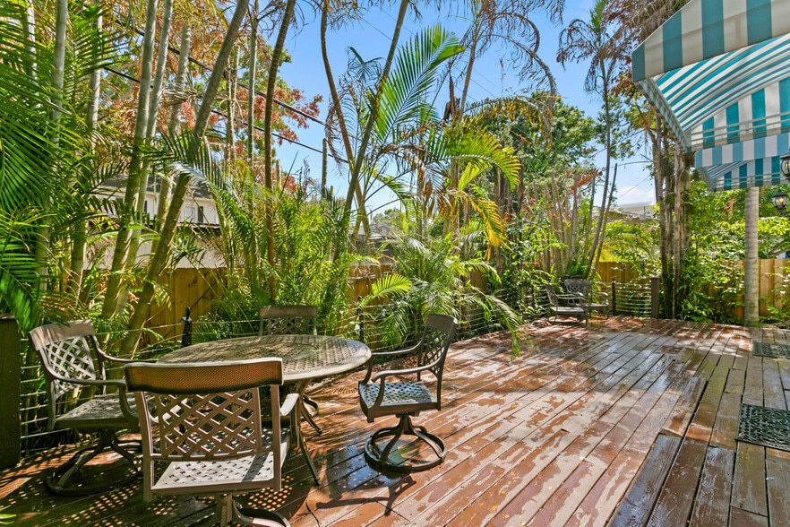 Building Photo - 2936 W Knights Ave