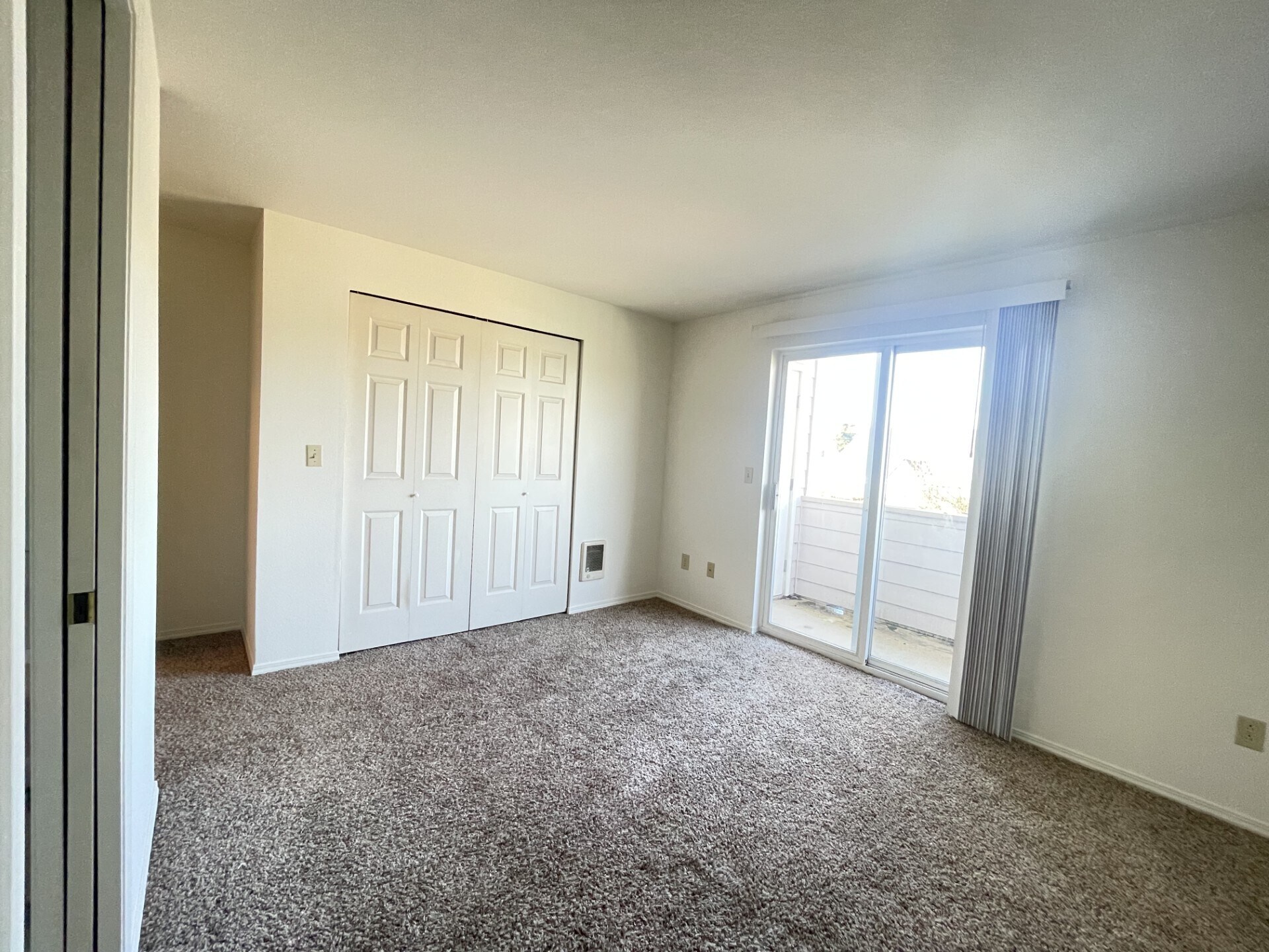 2nd Bedroom - 323 Meadow Ave N