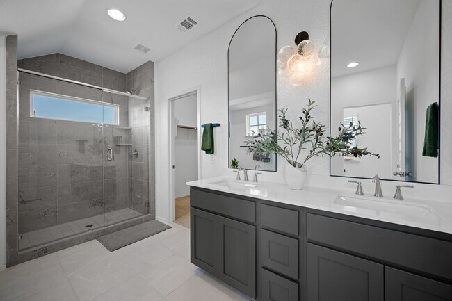 Building Photo - 5713 Respinto Dr