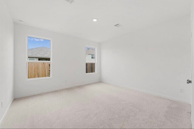 Building Photo - 10351 Woodhill Spa Ln