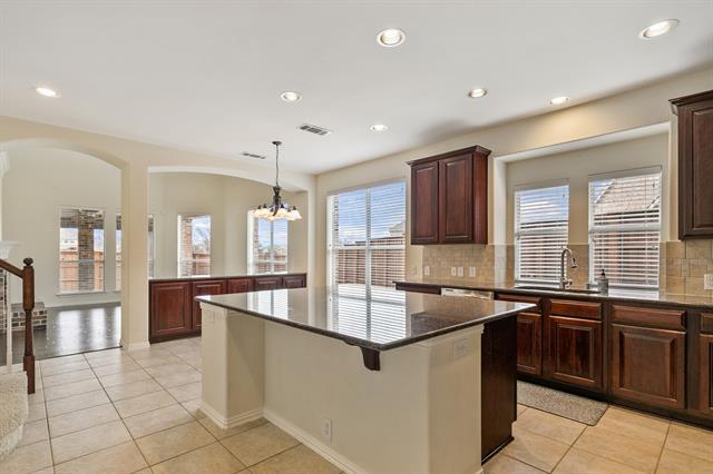 Building Photo - 5128 Oceana