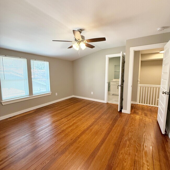 Building Photo - 2222 16th St