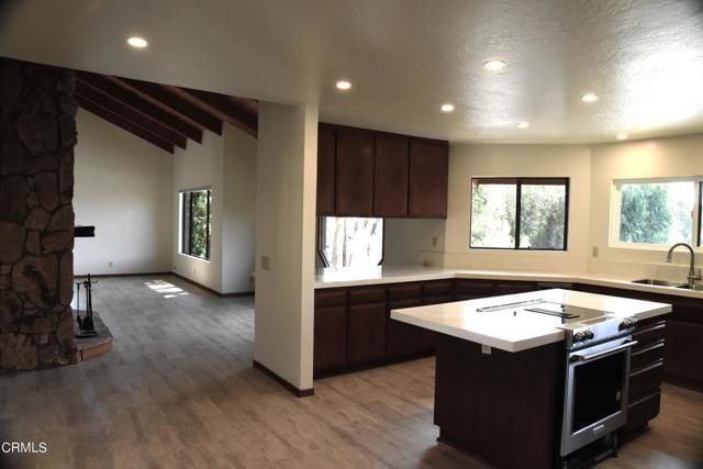 Building Photo - 1523 Vista Del Mar Dr