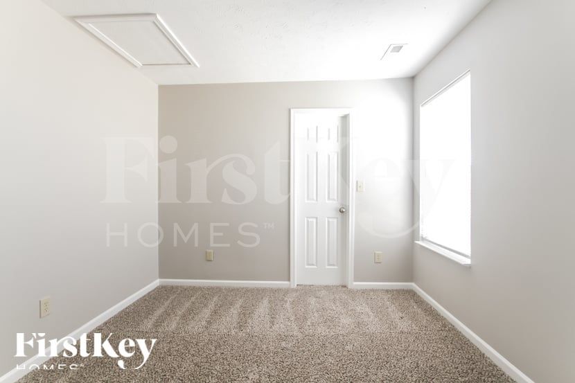 Building Photo - 8542 Sansa St