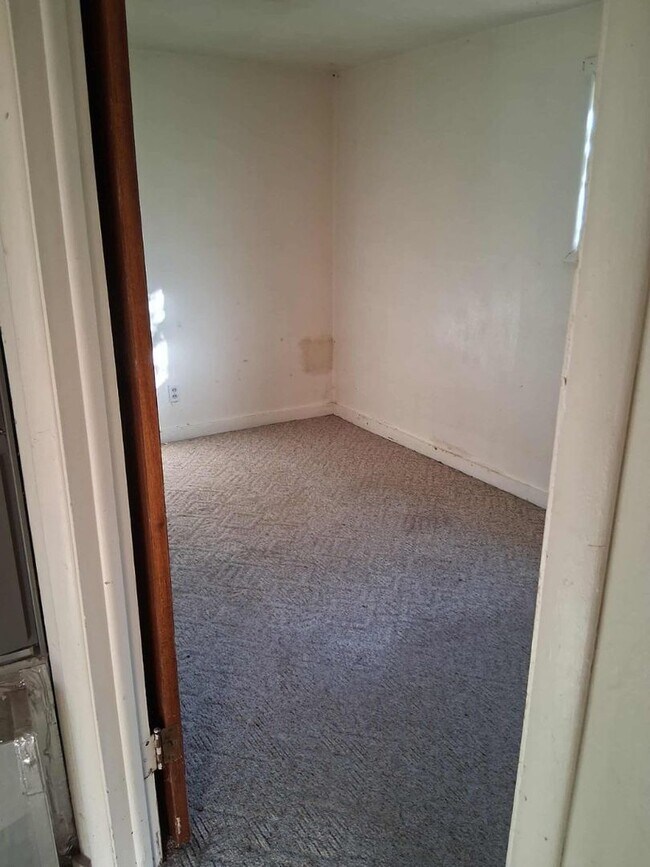 Building Photo - Cozy 2BD w/ Yard – Gas & Water Included – Billings, MT