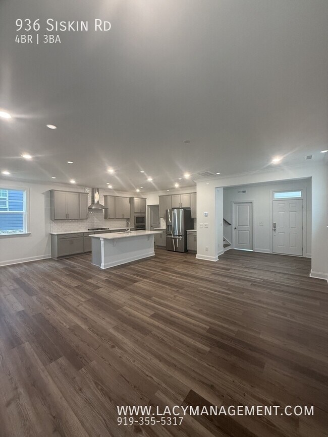 Building Photo - 936 Siskin Rd