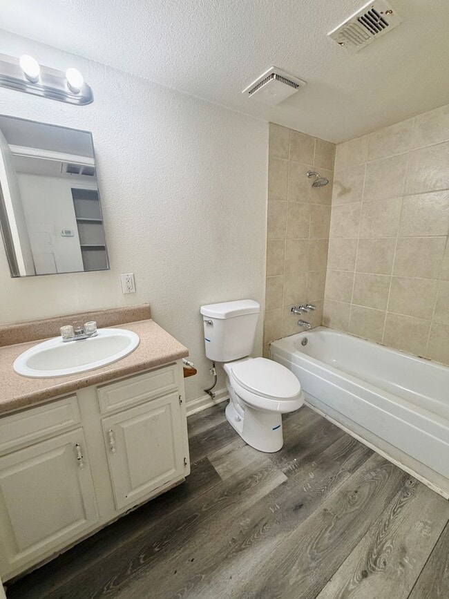 Building Photo - 3616 Kolendo Ct