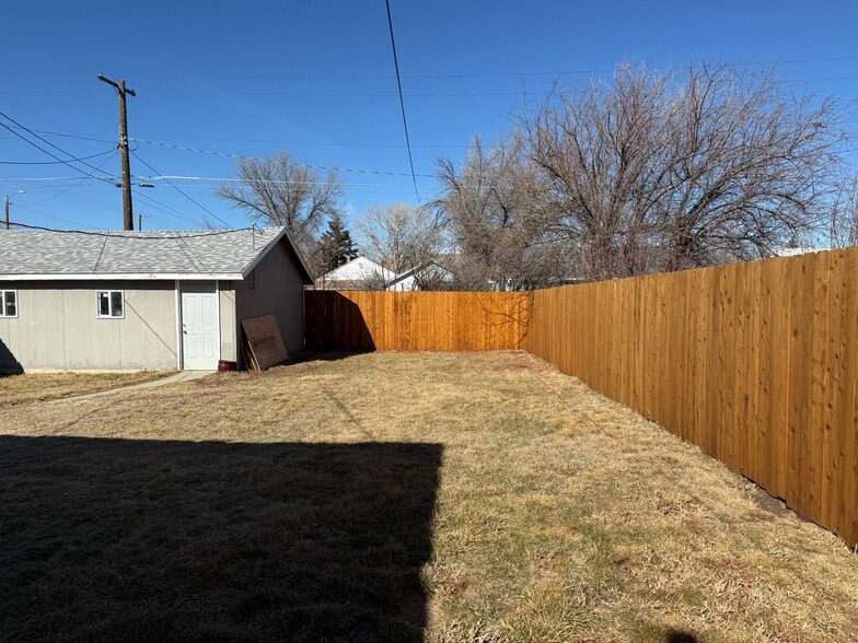 Building Photo - 1425 4th Ave NW