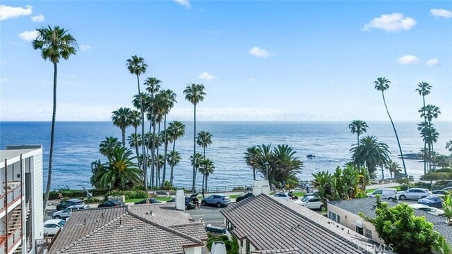 Building Photo - 358 Cliff Dr