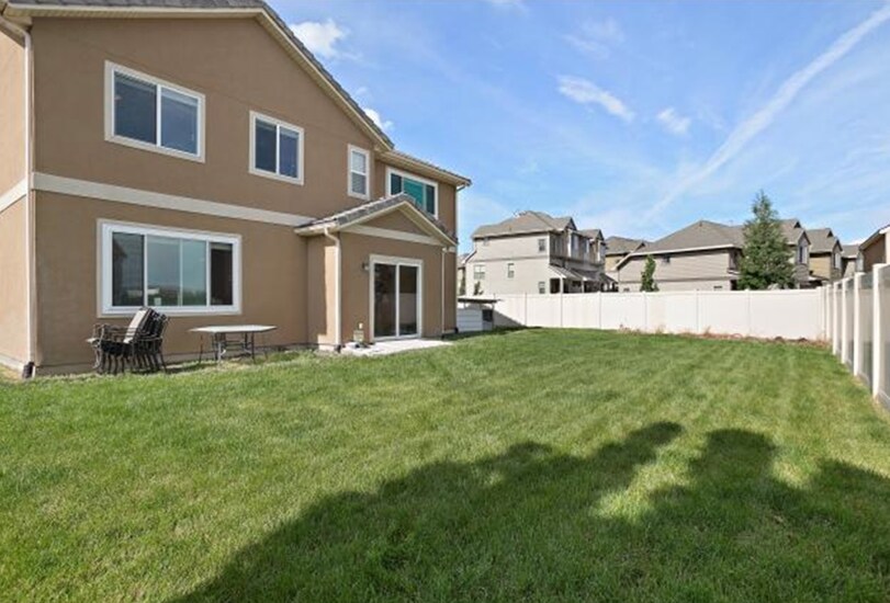 Building Photo - 631 E 1590 S