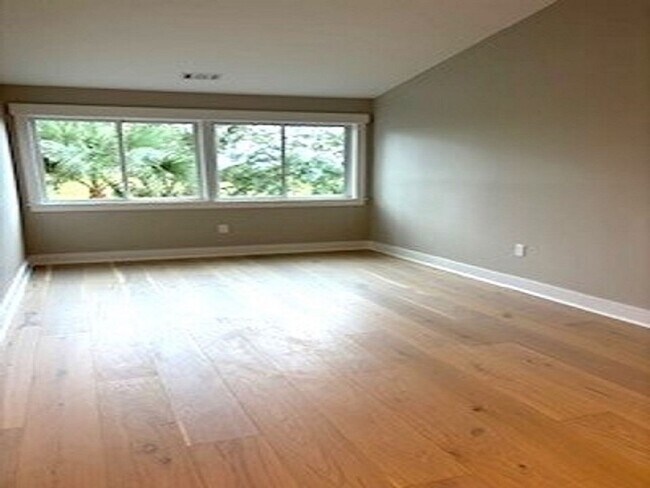 Building Photo - Broad Creek Landing