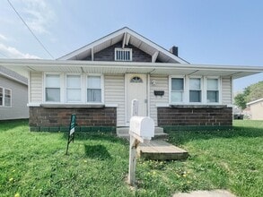 Building Photo - Coming Soon in Muncie! 3 Bed / 1 Bath House — Pet Friendly!