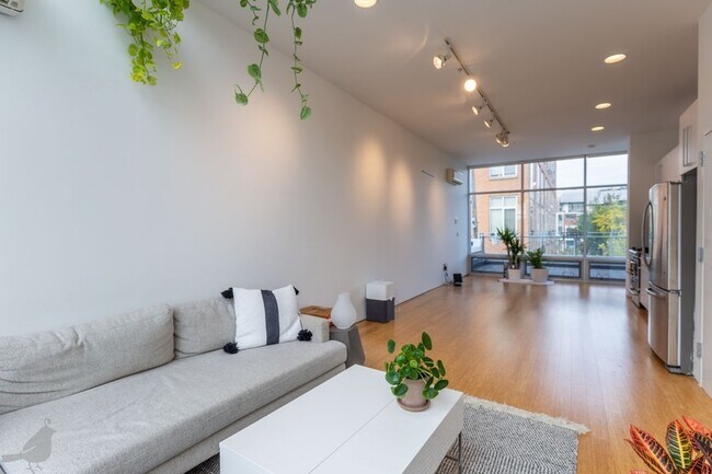 Building Photo - Amazing Two-Level Loft in the Heart of the...