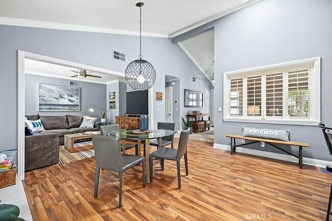 Building Photo - 33232 Sea Bright Dr