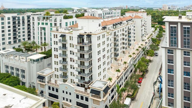 Building Photo - 4100 Salzedo St