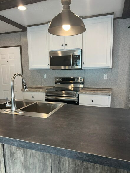 Building Photo - 1465 Hwy 29