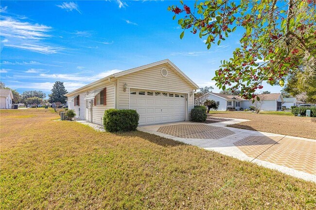 Building Photo - 11518 SW 136th Pl