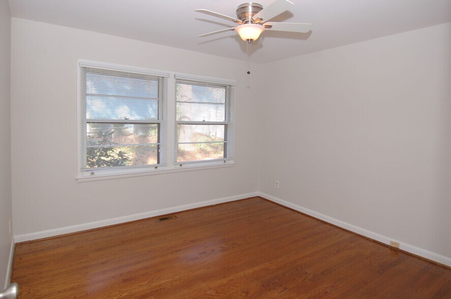 Building Photo - 3407 Coleridge Dr