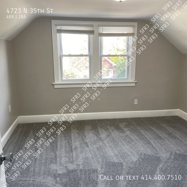 Building Photo - Must See! Updated 4 Bedroom Home in Milwau...