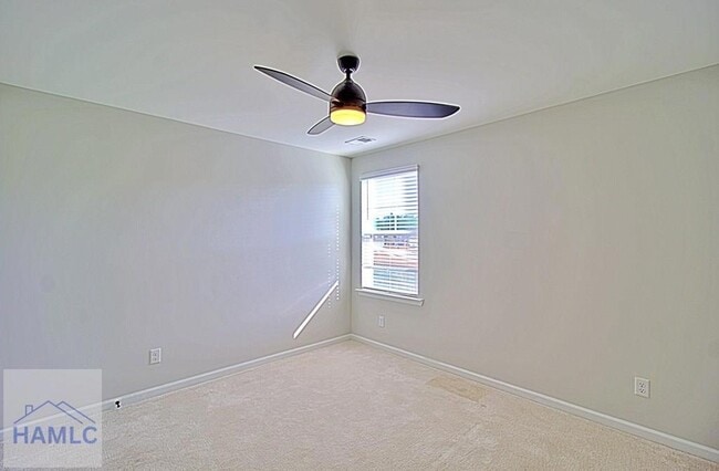 Building Photo - 25 Ashmont St