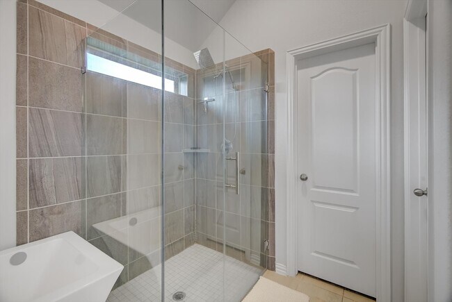 Building Photo - 3334 Tug Wy