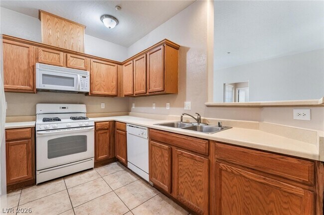 Building Photo - 4630 Basilicata Ln