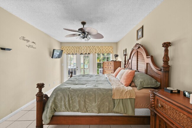 Building Photo - 1003 Ocean Dunes Cir