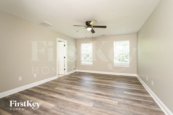 Building Photo - 116 Wintergreen Ct