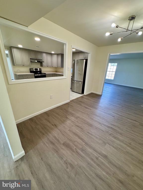 Building Photo - 1040 Springhill Way