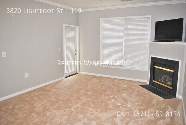 Building Photo - 3820 Lightfoot St