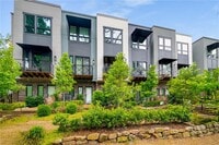 Building Photo - 2199 Lenox Rd NE