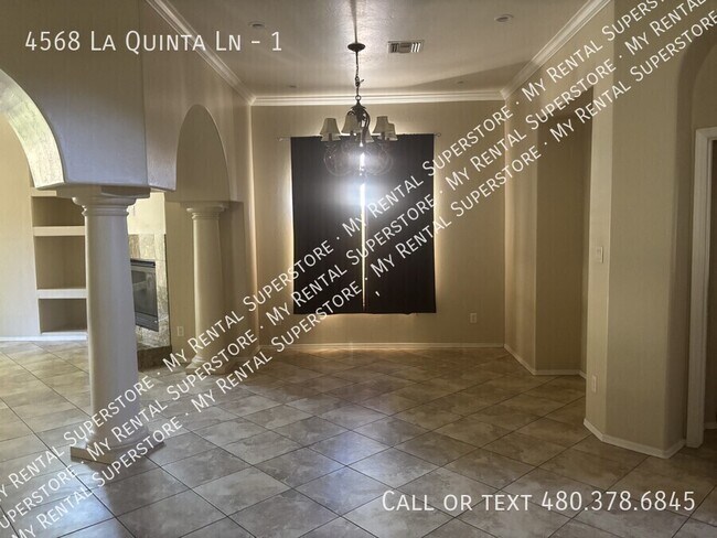 Building Photo - 4568 La Quinta Ln