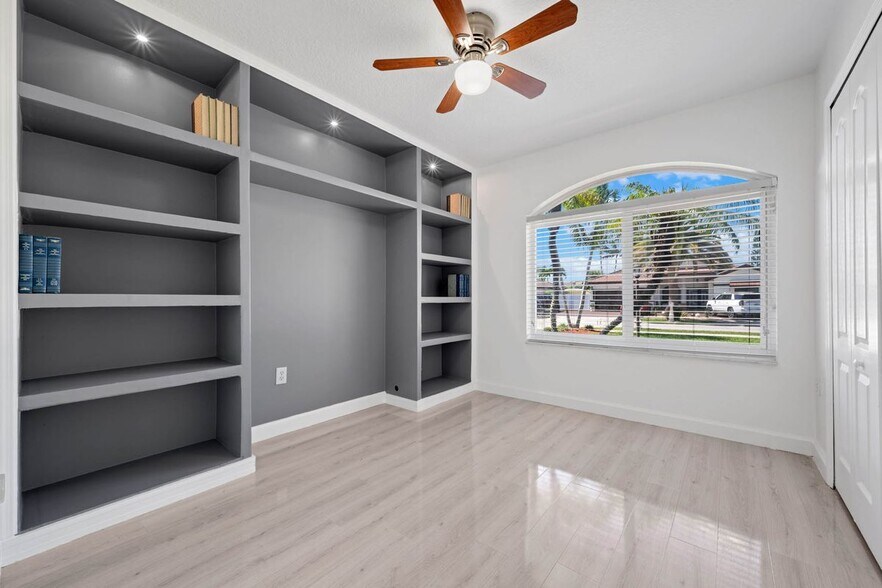 Building Photo - 15398 SW 172nd Terrace