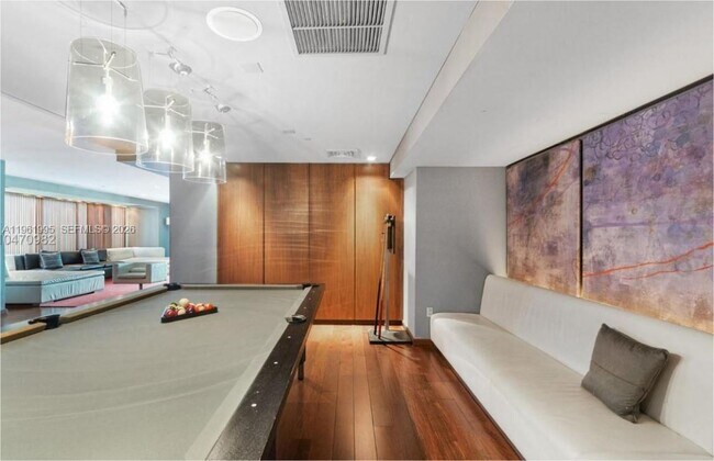 Building Photo - 335 S Biscayne Blvd