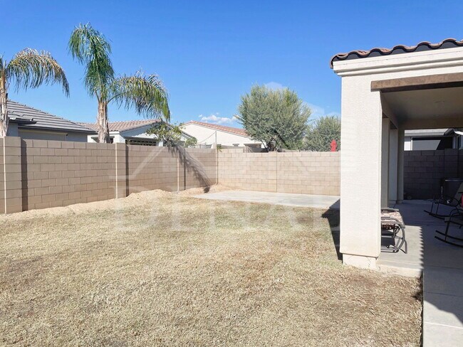 Building Photo - 22468 E Calle de Flores