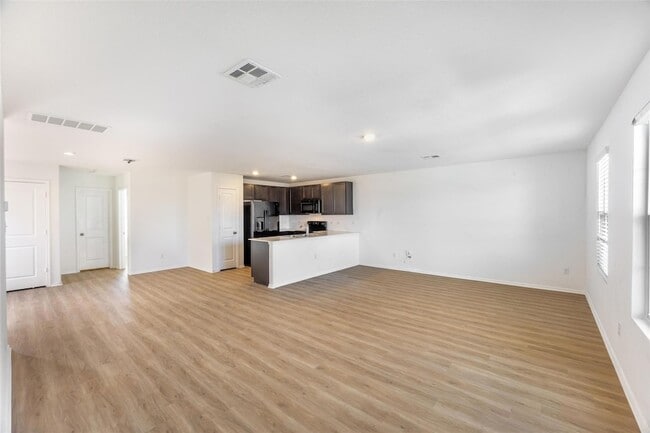 Building Photo - 1125 Largemouth Ln