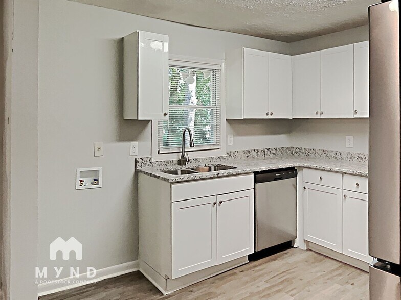 Building Photo - 956 Boca Raton Dr