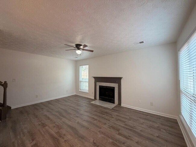 Building Photo - 1026 Wuthering Way