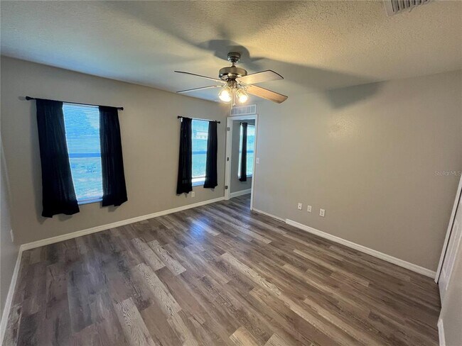Building Photo - 4167 Sand Ridge Blvd
