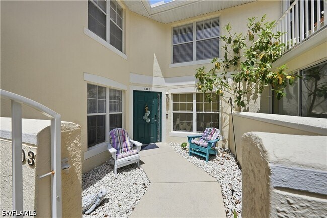 Building Photo - 4950 Deerfield Way