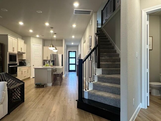 Building Photo - 8409 Soaring Sky Ln