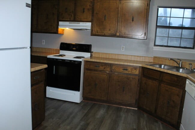 Building Photo - Heart of Evans Ranch Home